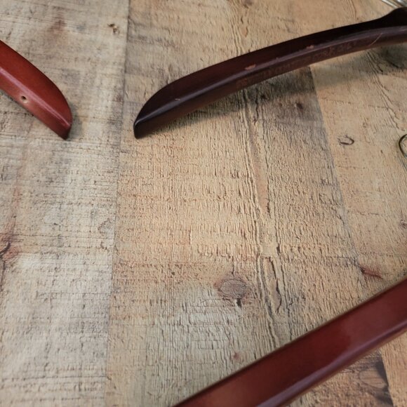For @mistermark1125 Only - Abercrombie and Fitch Retail Wooden Hangers - 17 - Picture 10 of 12